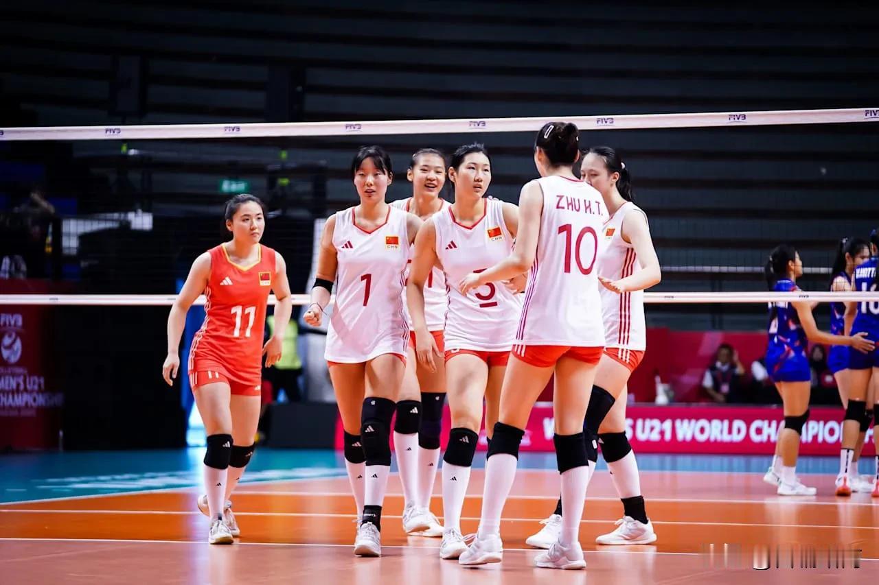 U21女排世锦赛八强出炉！中国女排成所在小组独苗！CD组小组前三都晋级八强！