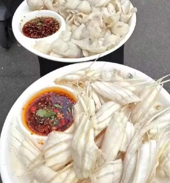 山东有一道美食，太好吃了，不知道叫啥，有认识的吗？