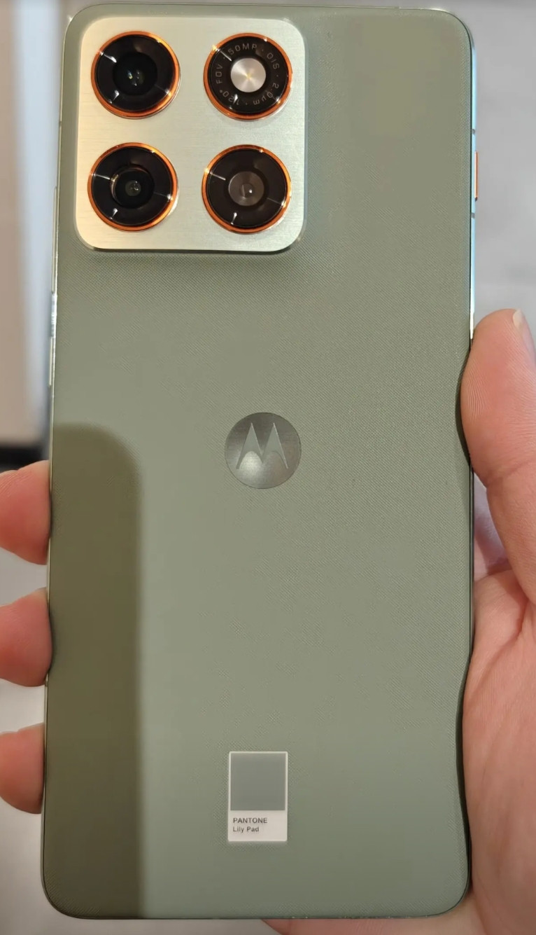 摩托罗拉你身边有人用吗？反正我身边没见过有人用。但话说回来，冷门归冷门，moto