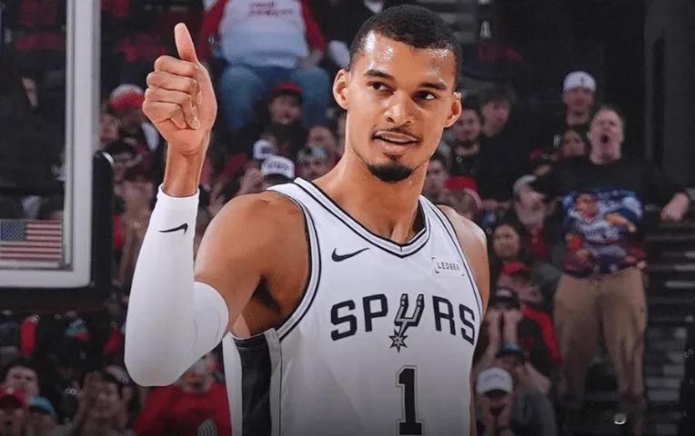 明人不说暗话！纵观整个现役NBA联盟，能摸到乔丹历史天花板、甚至有机会完成超