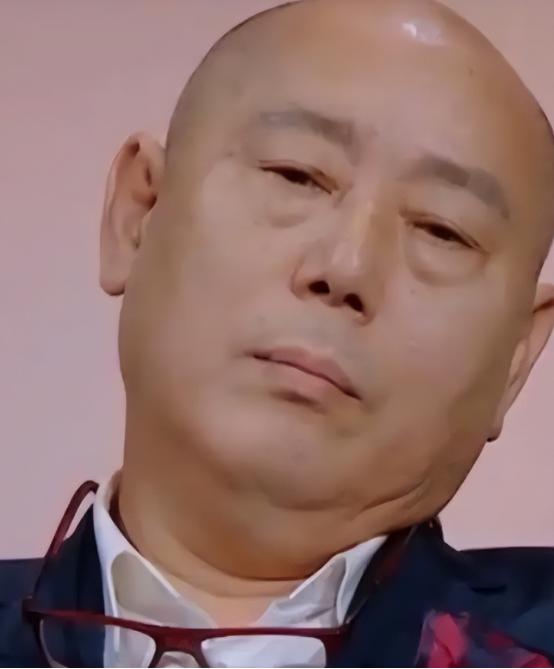 [点赞]1991年，身价过亿的李诚儒，把糟糠之妻和6岁儿子赶出家门，转身娶了女