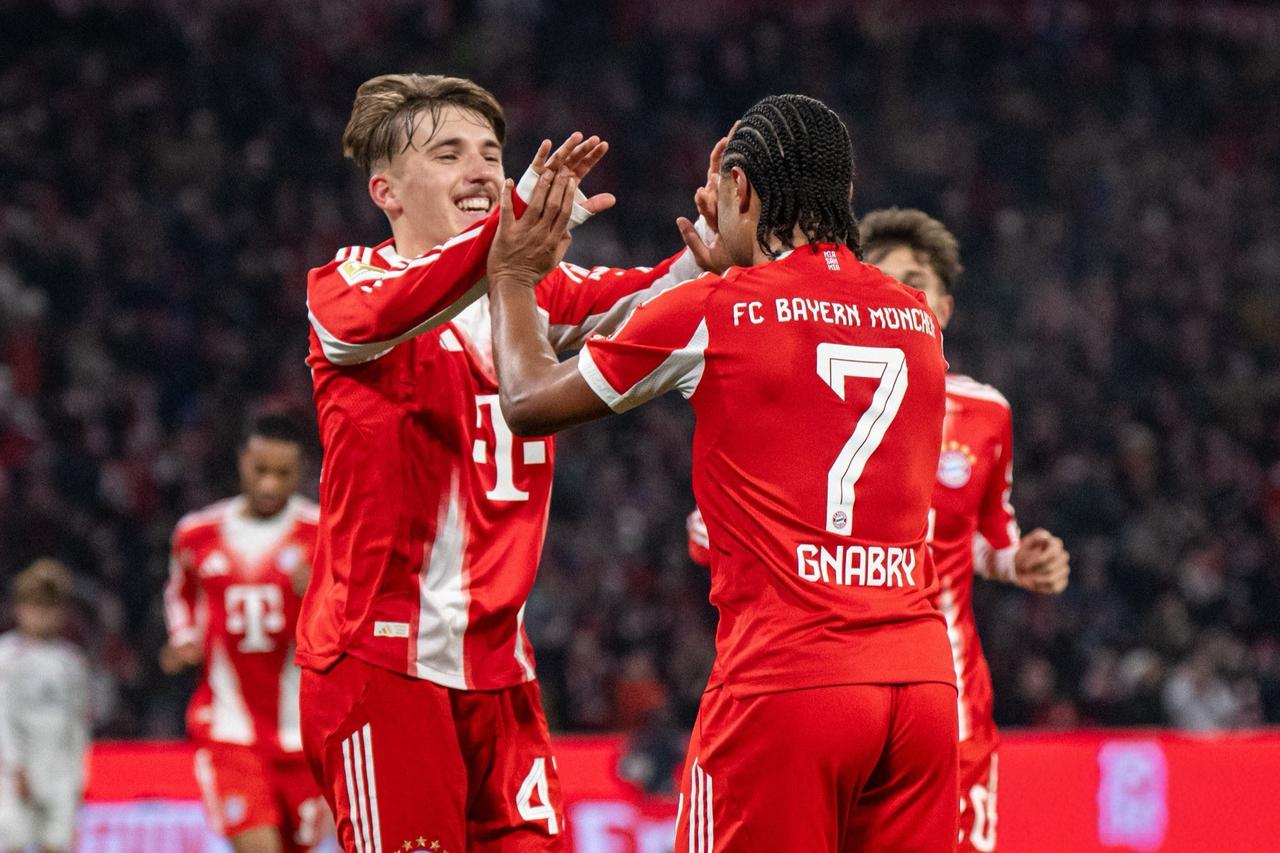 你不得不承认面对密集的赛程，即使是豪门球队也压力山大！拜仁在本轮德甲就被联赛倒数