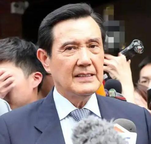 坚决反对非和平统一，实质就是抵制统一。马英九先生的言论，表面上冠冕堂皇，