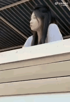 男：加微信啊，美女女：我结婚了男：那我没机会了…