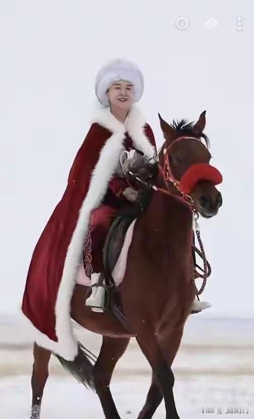 辟谣不过24小时，噩耗传来，47岁贺娇龙去世，初中老师透露，去世前靠机器维持心跳