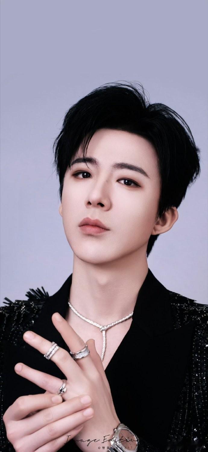 刘宇宁自爆：刚开始取得一些成绩时，总有人用网红出道来攻击他。粉丝为此特别气愤，可