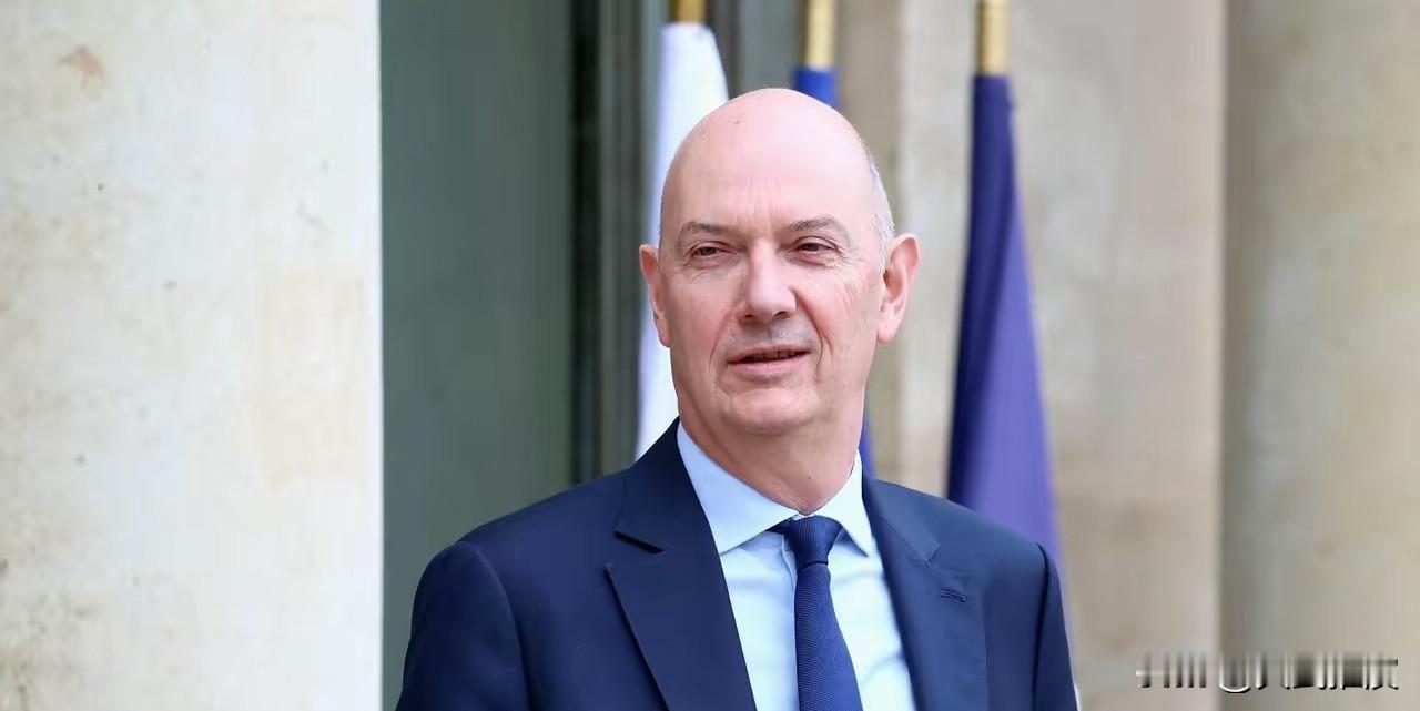 法国主动找中国谈法国这次是主动找上门，要和中国好好谈合作。3月16日，中美