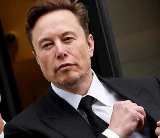 马斯克无情的说：“不要触碰中国的底线，中国仅用40年，就从全球工业产值8%到如今