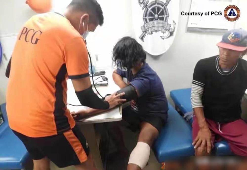 这就是挑衅的代价！日前菲律宾几艘渔船再次蓄意闯入我国南海海域。面对前来处置的我海