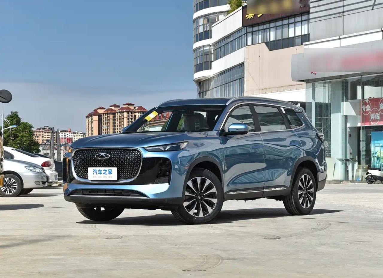 2025款瑞虎8PLUS：家用场景下的均衡与现实2025款瑞虎8PLUS