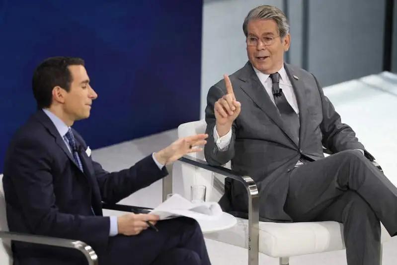 众目睽睽下，美国财长亲口说出“中国盟友”，在场各位听后都懵了。 在近日的一场