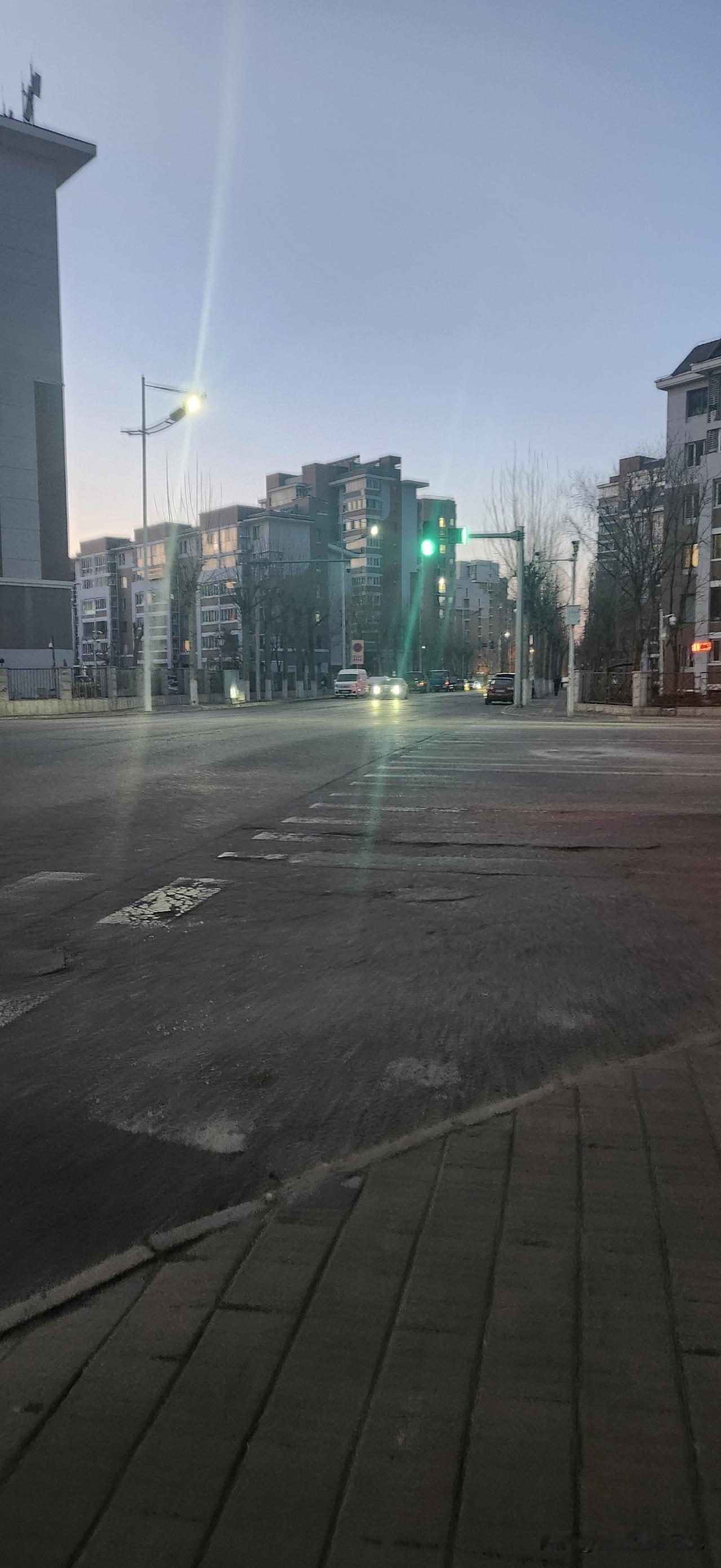 钱和男人在你心里哪个最重要？有没有女人可以出来解释一下？如果女人实现了金钱自由