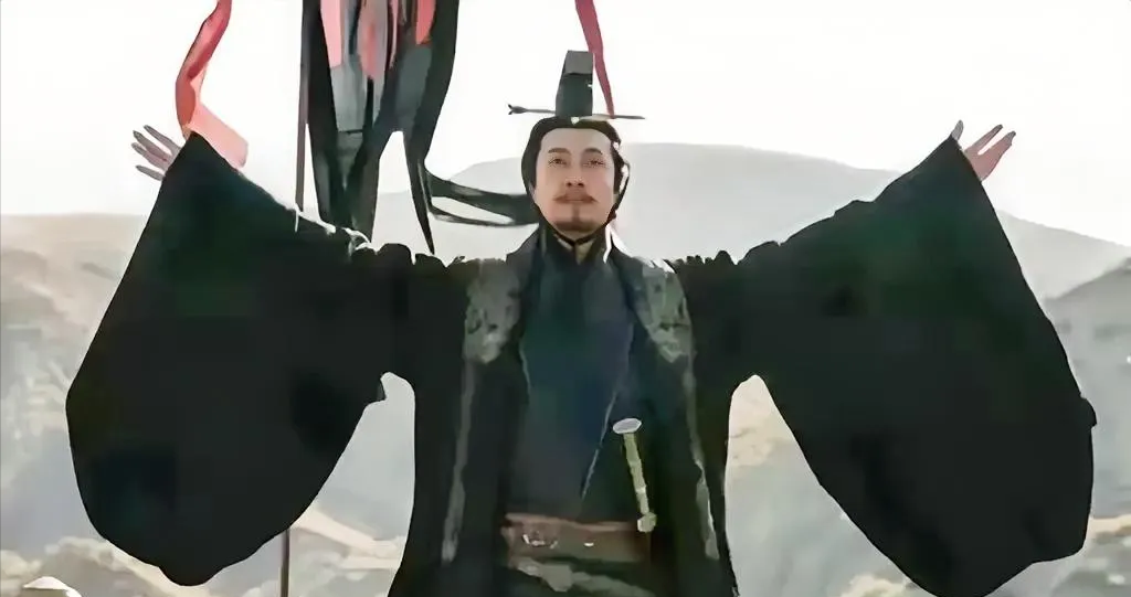 为什么秦始皇风评越来越好了？我们欠他两千年的道歉！一把锄头改写了历史：1975年