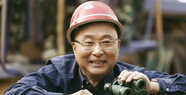 陈佩斯泪目了因为他没想到《戏台》能逆风翻盘观众也泪目了，因为大家都没想到