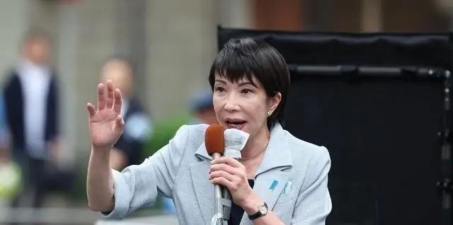 别以为中国的导弹、航母是日本最怕的底牌，真正让日本怕的是两件事：一是中国攥紧经济
