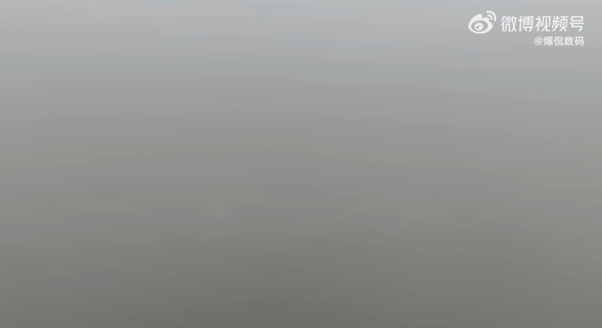 暴雪大雪暴雨要来了要不你们看看西安这个天？[哭哭][哭哭]这个大雾天气，简直离谱他