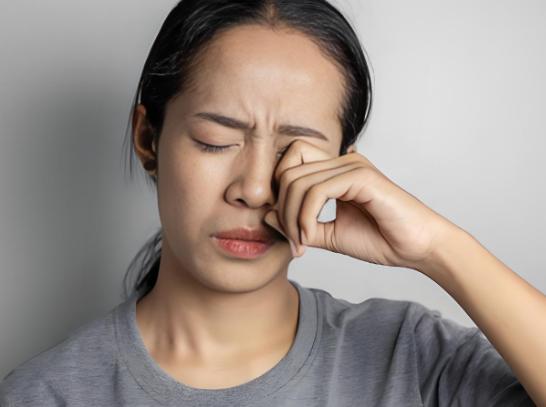 女子眼睛越来越模糊，以为是“老了”，一查竟是肿瘤！‍‌‌‌‌‍‌‌‌‍‌‌