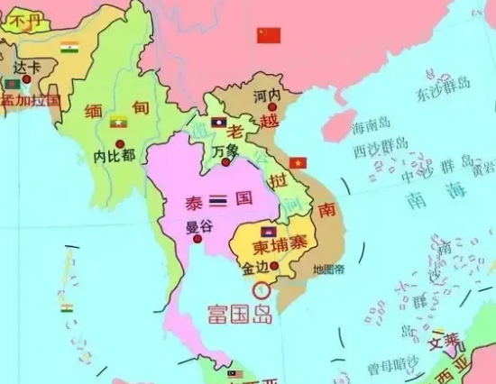东盟十国为什么没有抱成团来共同应对美国的关税？东盟与欧盟到底差在了哪里？主要有以