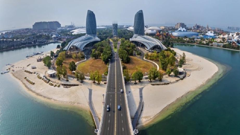 老铁，这个问题问得实在！最近后台不少朋友都在问，想在海南安个家，但看着三亚、海口