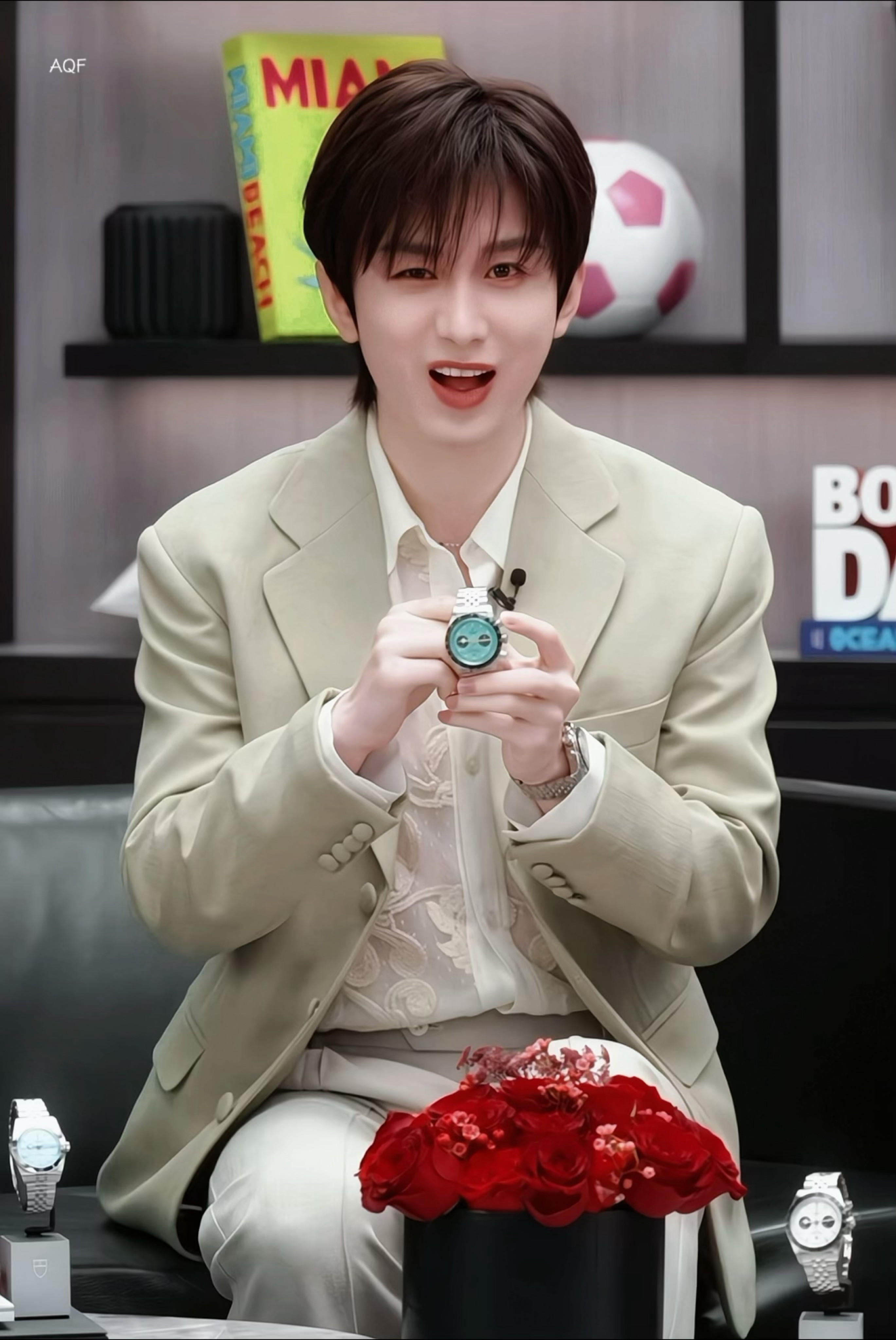 每次成毅直播我都能盘包浆这些个小表情不就是傅三岁吗