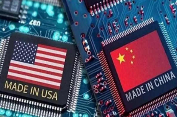 中美芯片大战，日本人突然发现了一个重大的秘密！美国靠着尖端芯片死磕中国，而中国呢