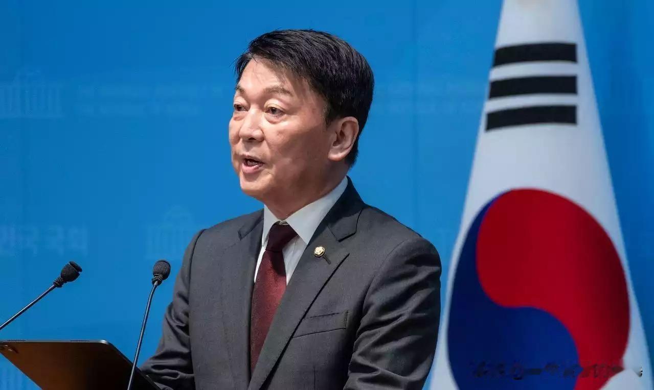 矛盾彻底公开！韩国议员安哲秀强硬抵制，坚决不让韩东勋重回国民力量党7月12日