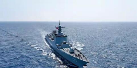 中国军舰为啥选横当水道穿越？原因很实在！不少朋友好奇，这次咱们海军编队，为啥特意