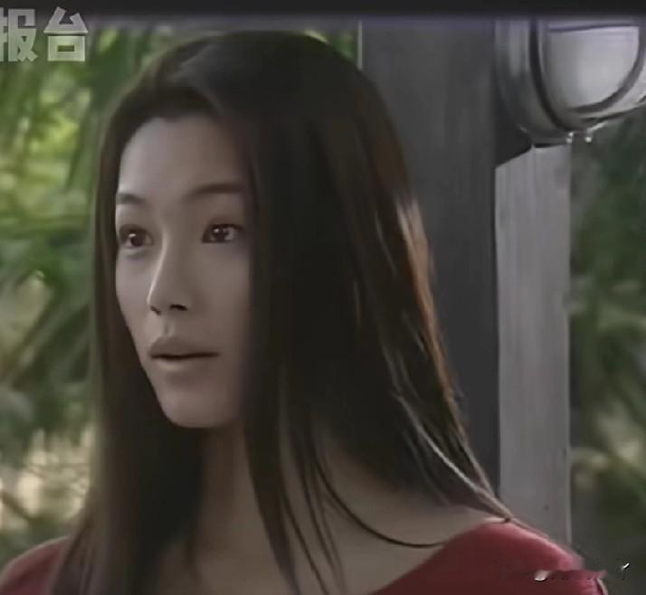 看到于娜从昔日超模变成230斤的“肥妞”我没哭，但当看到节目组将她安排在一个满是