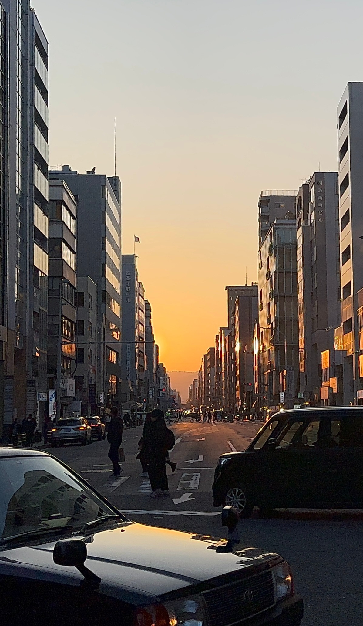 刚刚京都的夕阳，分享给大家。​​​