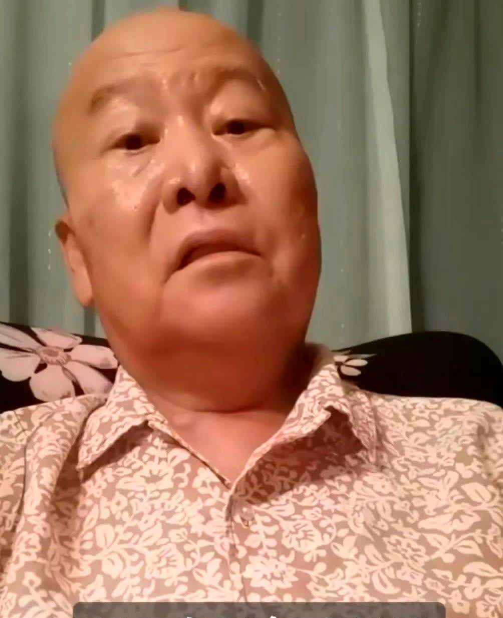 自相声演员杨议先生在津门宝轩渔府举行了收徒仪式之后，很多非天津卫人和天津卫一些低