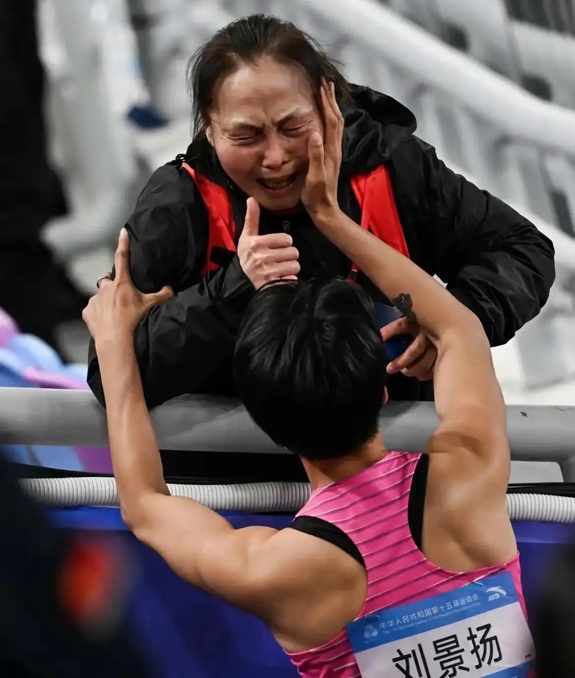 全运会冠军也难刘景扬商业价值的苦恼刘景扬拿了全运会冠军，这事大家都知道，可