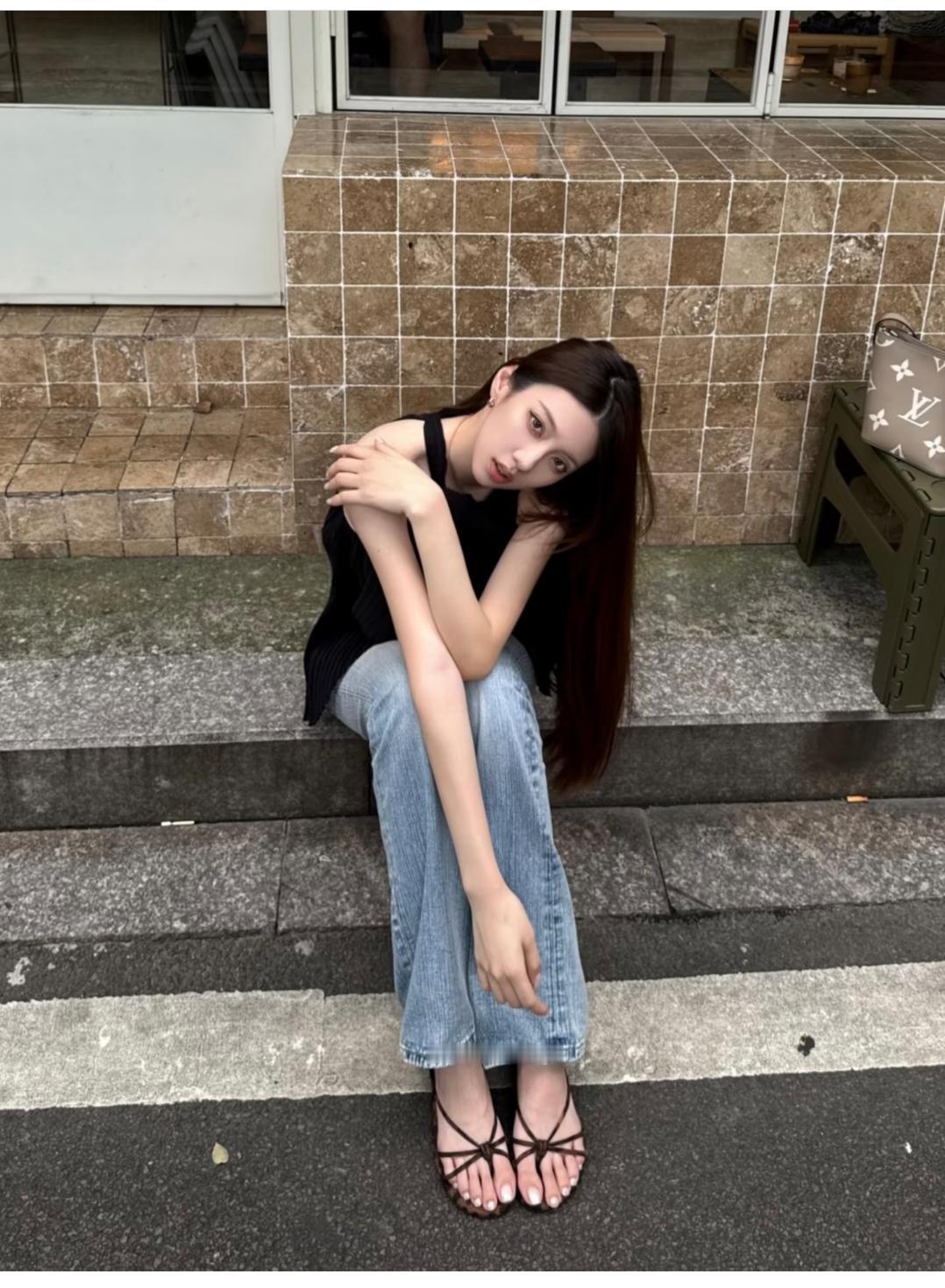 除了二脚趾头有点长，其它简直完美。