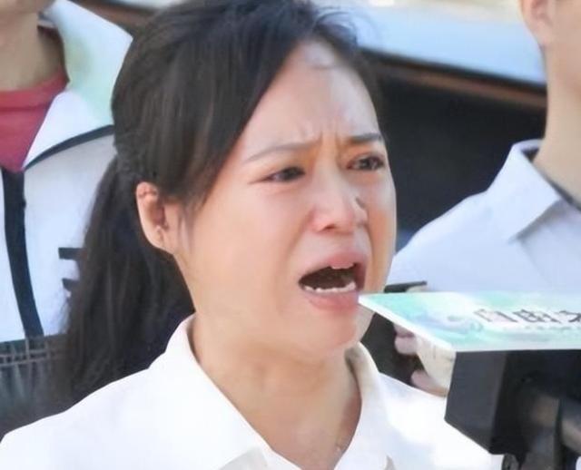 “中国越制裁我，我就越反华！”撂下这句狂言的，竟是个早被吊销执照、冻结账户、彻底