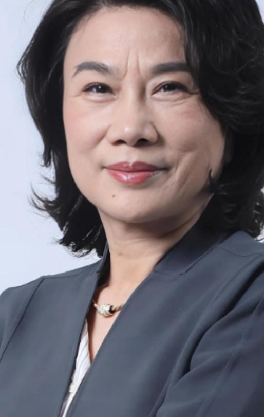 董明珠这回没嘴硬。欧洲热浪把中国空调卖爆了，美的海尔赚得盆满钵满，格力却成了看客