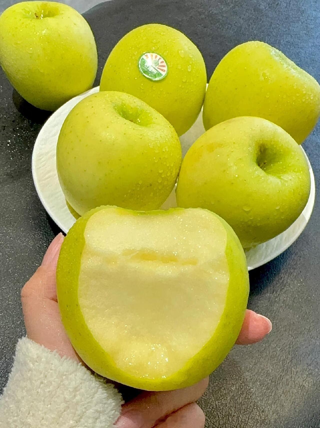 工作后才知道苹果是最好的水果水果果糖，记得为什么美国肥胖率第一，因为他们喜欢吃玉