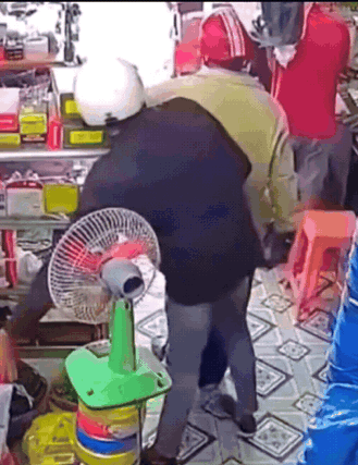 年纪轻轻干什么不好？净干些偷鸡摸狗的事！