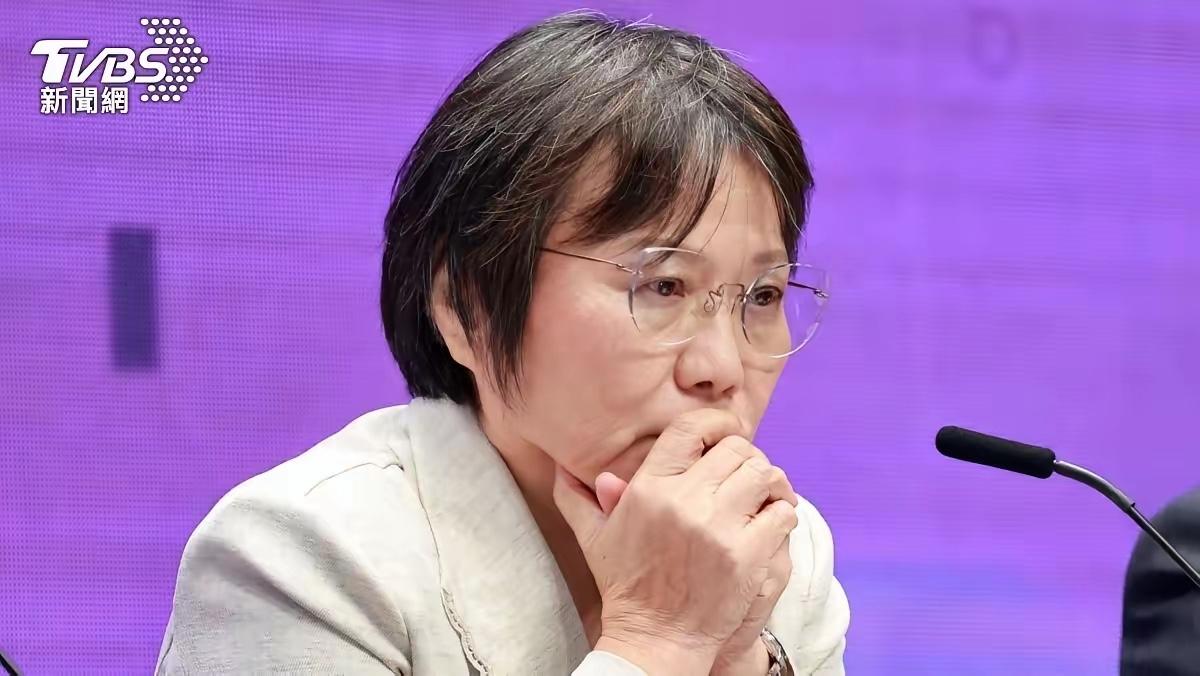 台湾名嘴邱毅：香港每天又有大动作了！​​2月28日，台湾名嘴邱毅教授发布长文