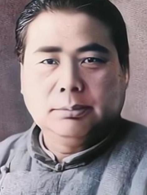 1924年10月23日深夜，冯玉祥倒戈回京的消息传至山海关，吴佩孚正率直系主力与