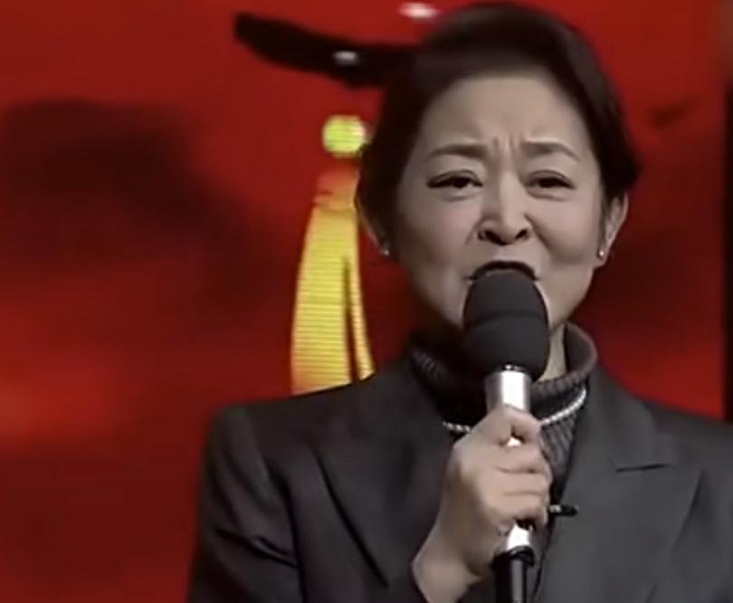 倪萍一时忘了张国立的名字，情急之下一句话救场，尽显顶级情商很多人都说，情商不
