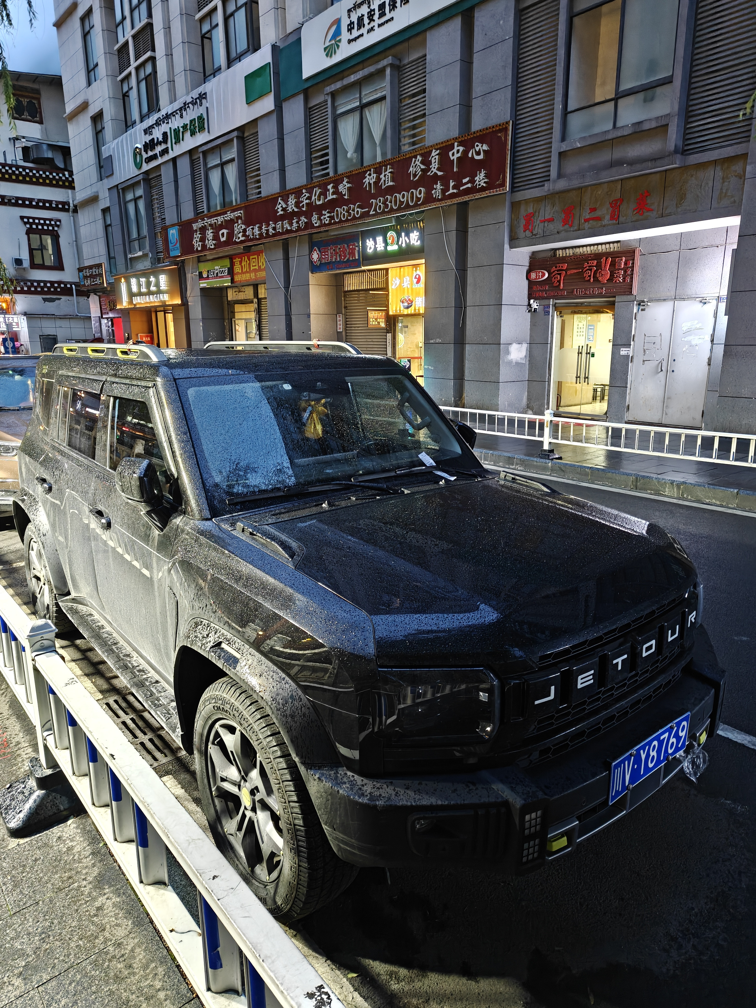 这个车在川西真多​​​