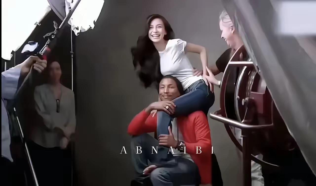 离婚后的杨颖转战欧美场了！​​​