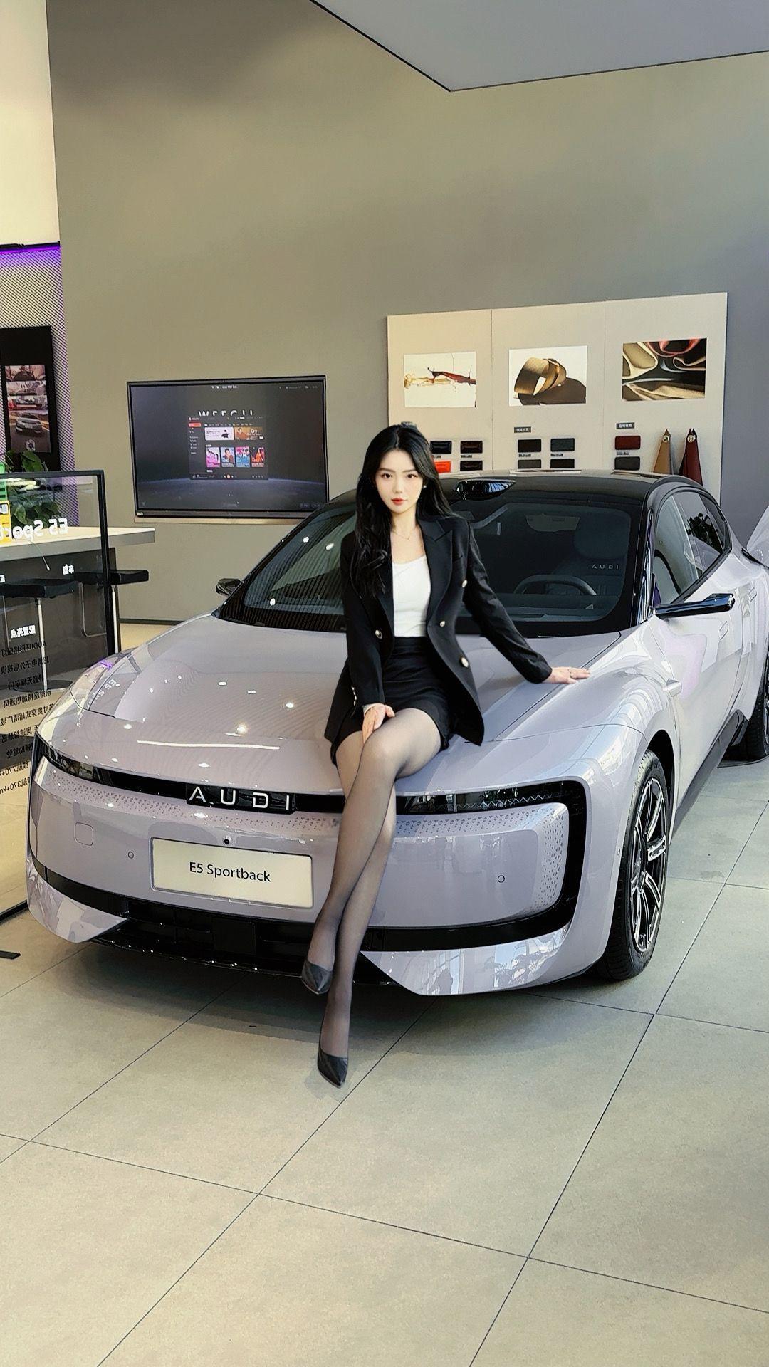 奥迪不用四环车标的一款车型