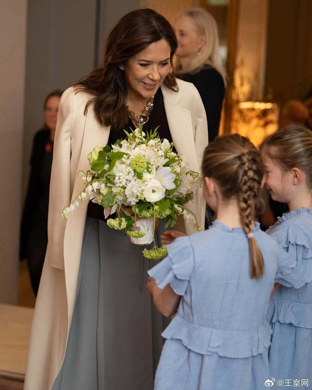 丹麦王室🇩🇰3月26日，玛丽王后作为心脏协会赞助人颁发心脏协会研究奖。世界