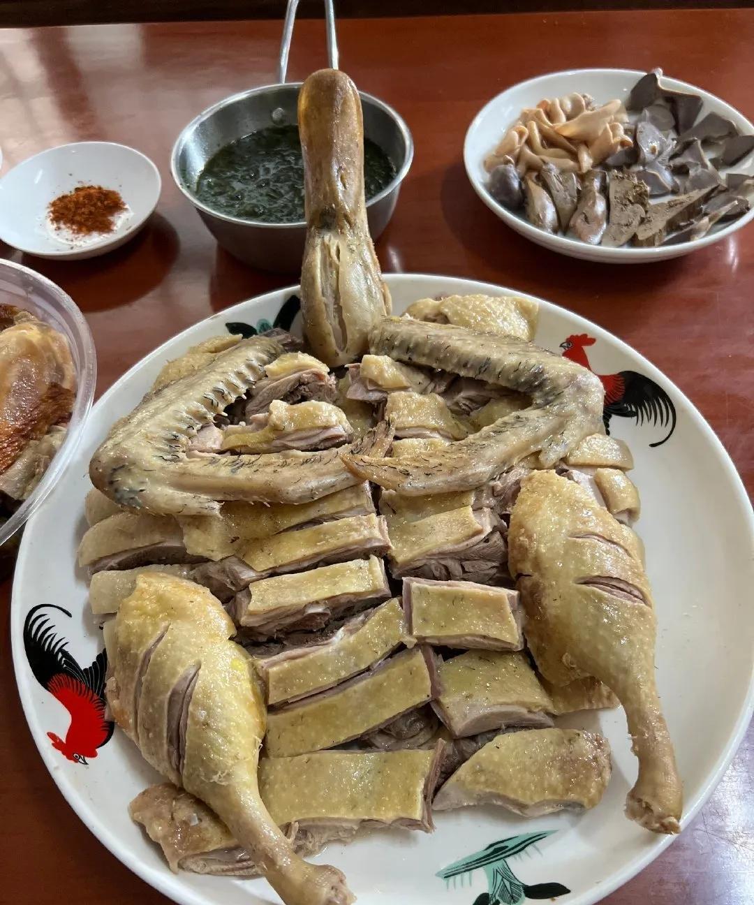 午饭，白切鸭，烧鸡，油菜[玫瑰][玫瑰][玫瑰]