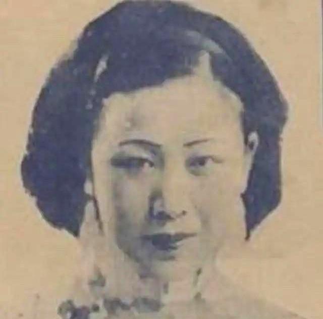 要说章士钊三位夫人里谁命最好，那肯定是三姨太殷德珍了。老爷子宠她一辈子，最后连