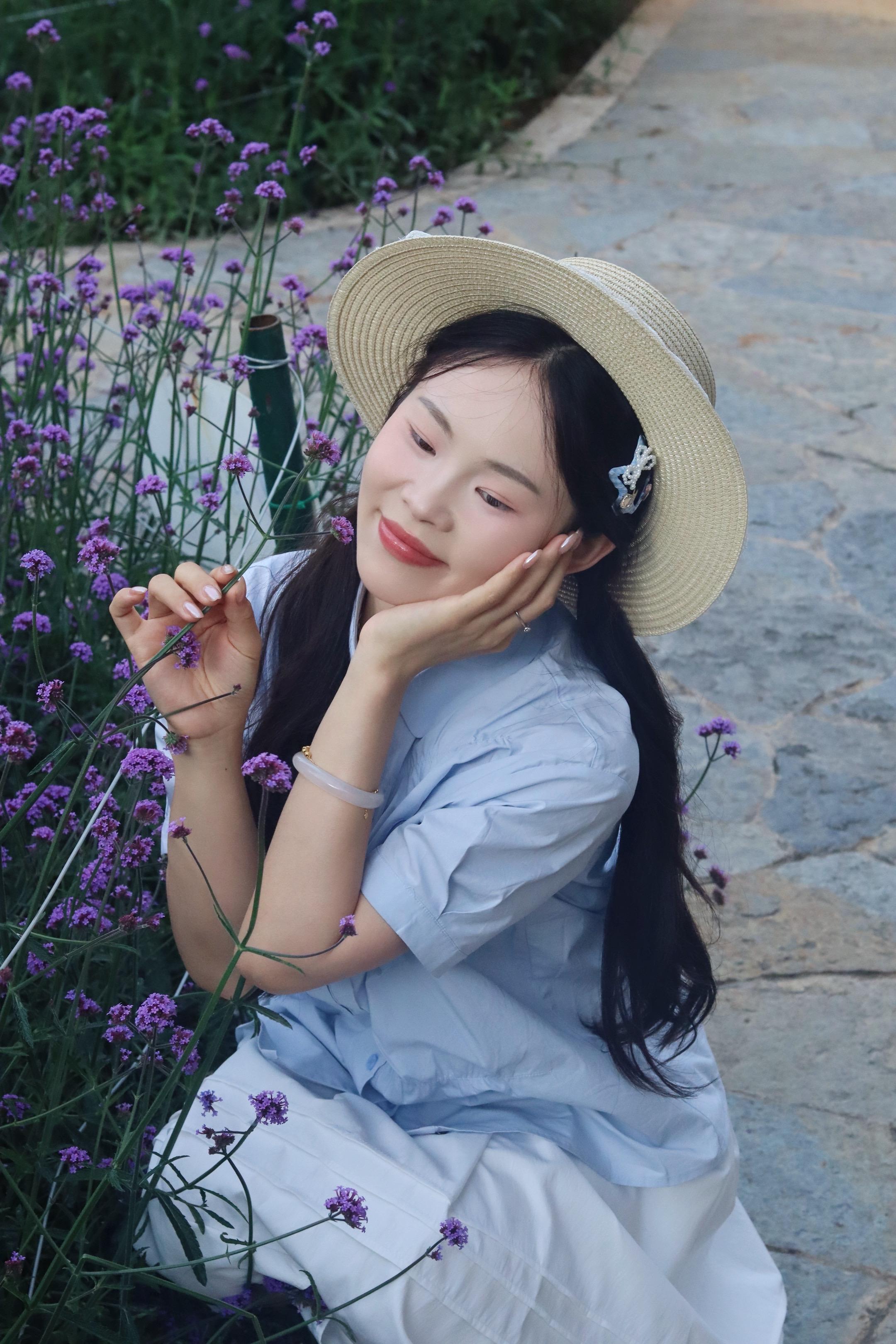 尝尝一个东洋乌梅，再给我一个。