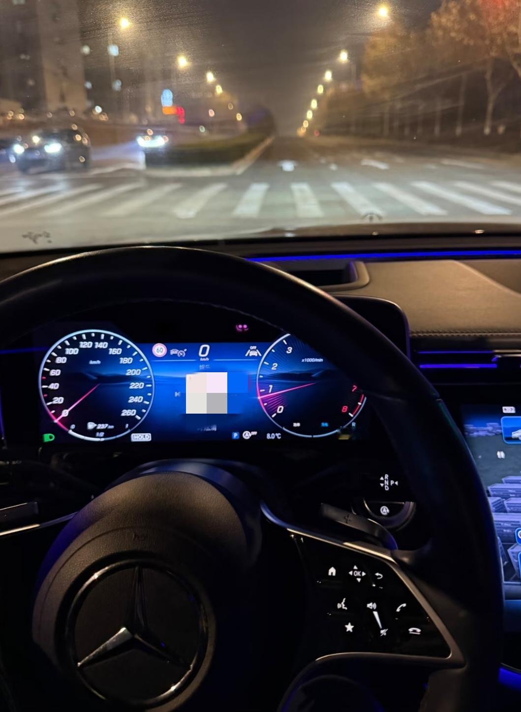 不知道大家发现没？有些老板，真的不像老板。在濮阳，有位老板连续4年给自己发