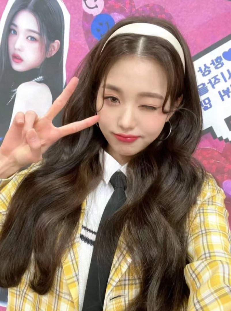 💕💕张元英​​​