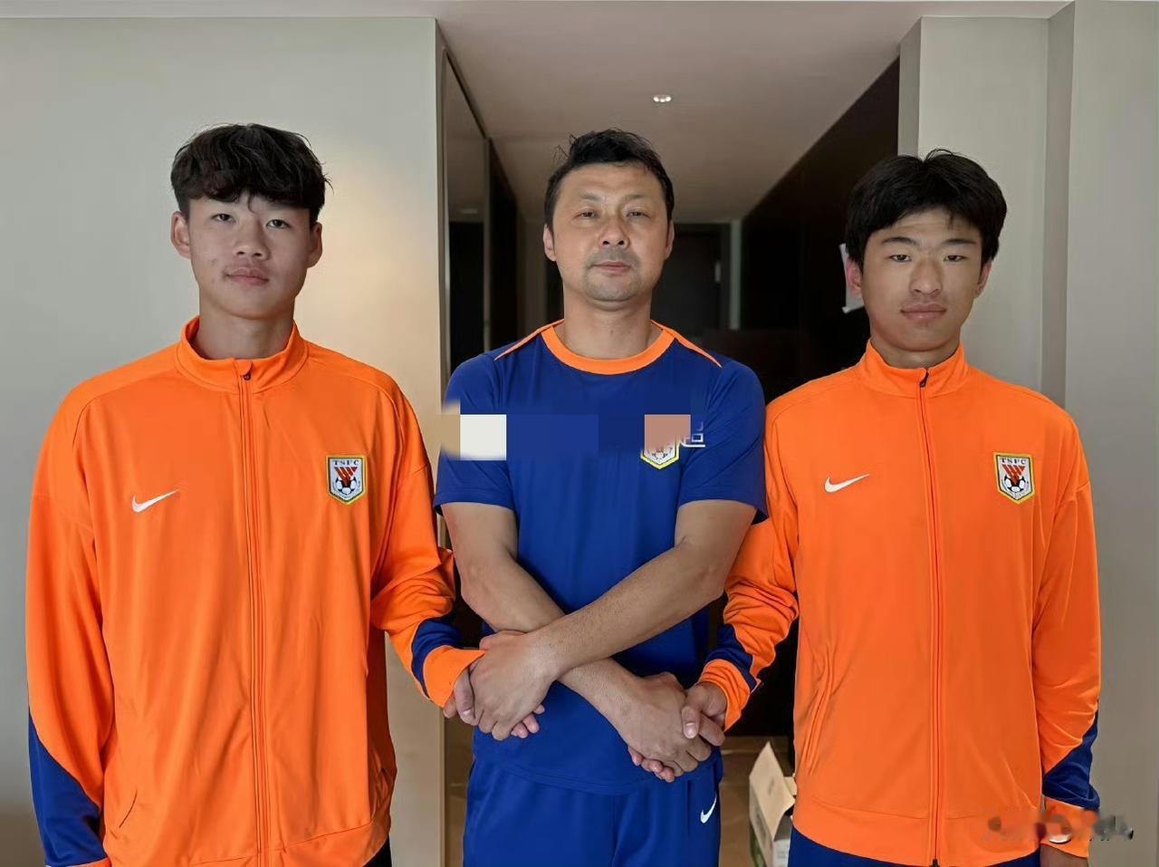 26赛季将是09年龄段球员进入职业联赛的开端。博主冯超称国少球员山东泰山09梯队