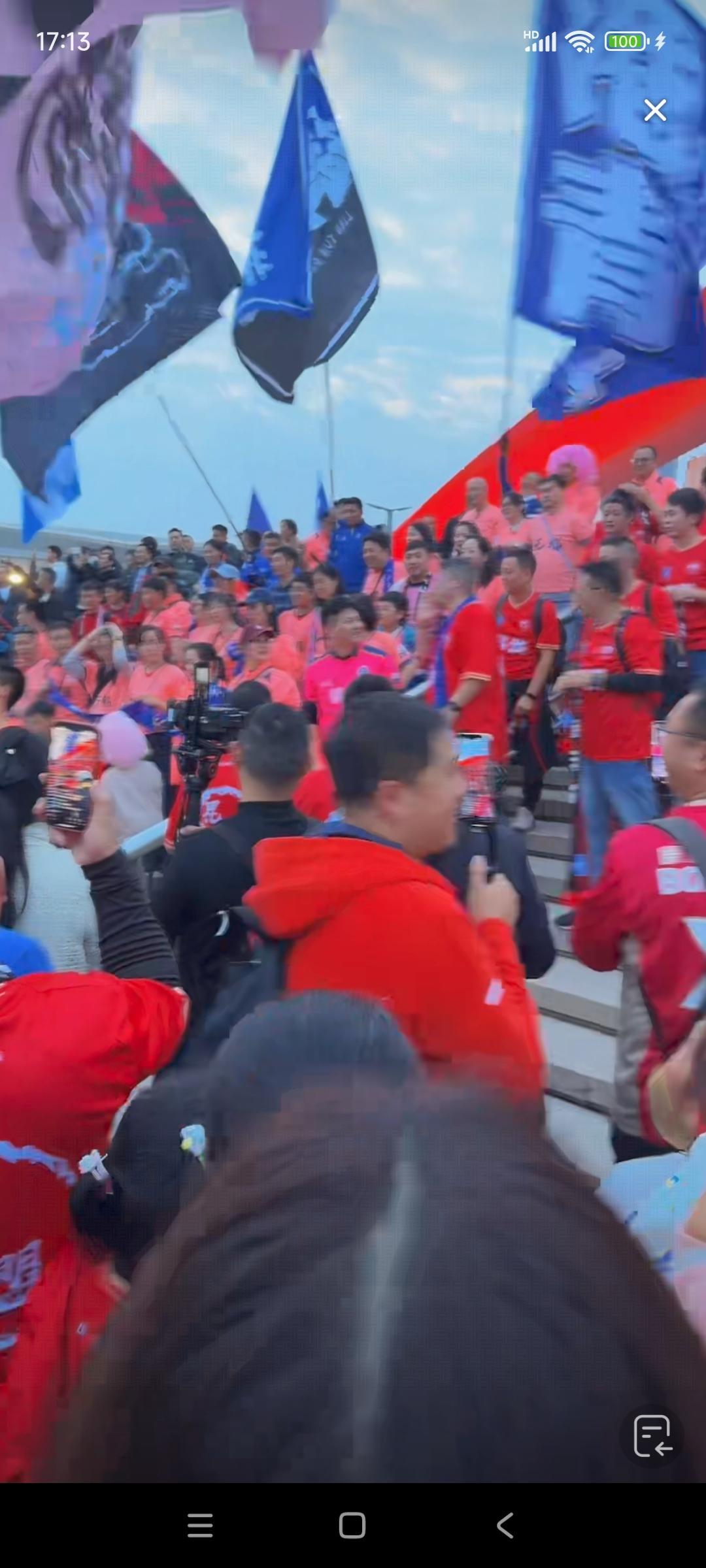 原来江苏有这么好的球市，苏宁哭了.....以前奥体都坐不满，现在几百万人抢票